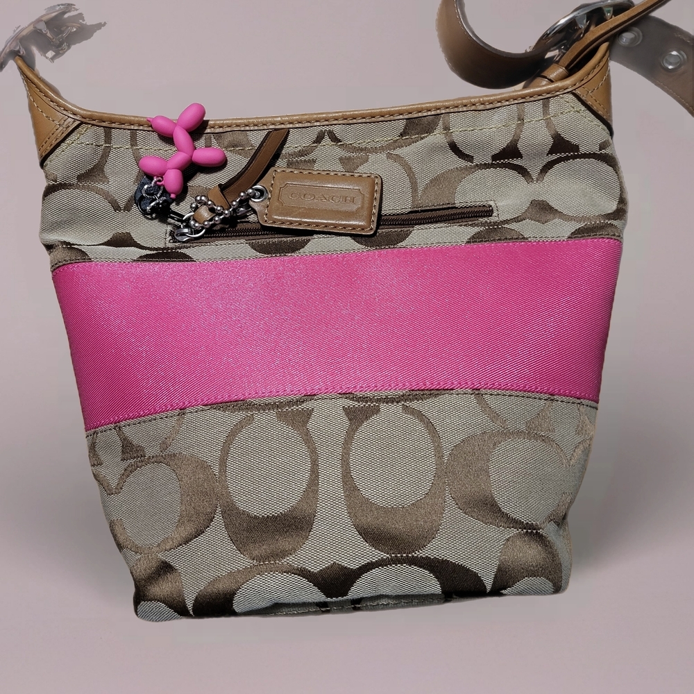 Coach Rugby Stripe Signature Duffle Bag. - Picture 9 of 9